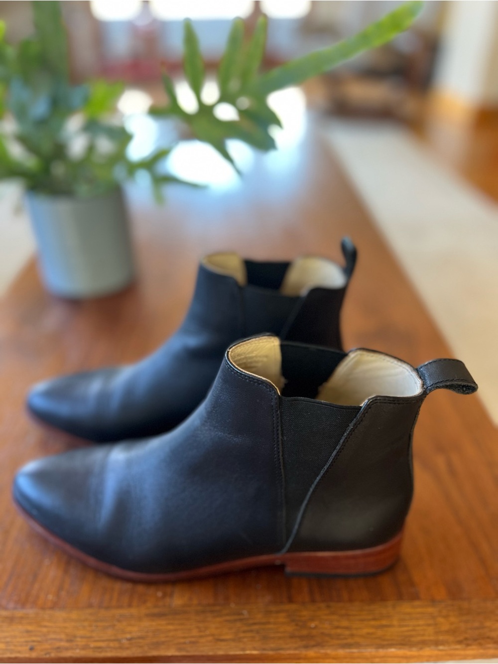 Black Leather Chelsea Ankle Boots - Nisolo